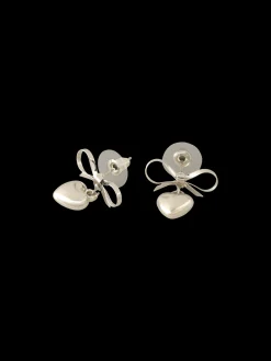 Boucles d'oreilles avec nœuds et cœurs