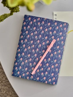 Carnet avec couverture florale