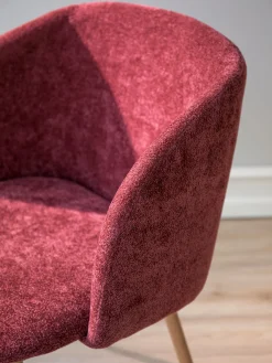 Chaise en tissu bouclette