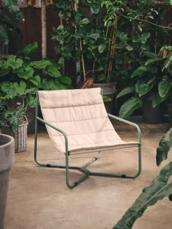 Chaise longue