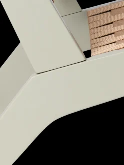 Chaise longue avec sangles en tissu