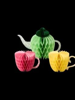 Décorations de table, théière et tasses