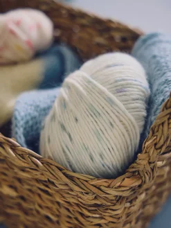 Pelote de laine et viscose