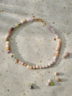 Perles en pierre