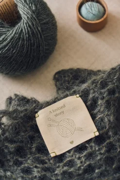 Étiquettes tissées pour tricot